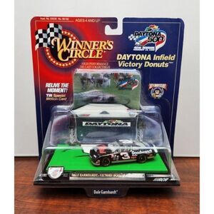 Winners Circle NASCAR Dale Earnhardt Sr Daytona Infield Victory Donuts 1998 1:64